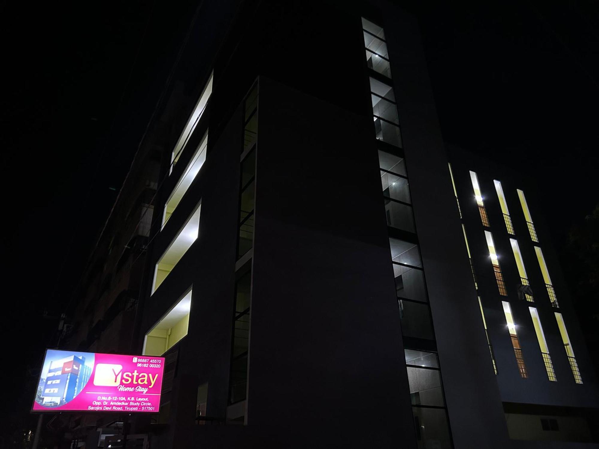 Y Stay Homestay ตีรูปาติ ภายนอก รูปภาพ
